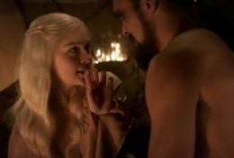 Emilia Clarke real sex scene – Game of Thrones