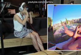 Russian models watch VR-Porn in Oculus Rift