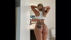 Big Ass Blonde IG Model Shows Her Big Butts
